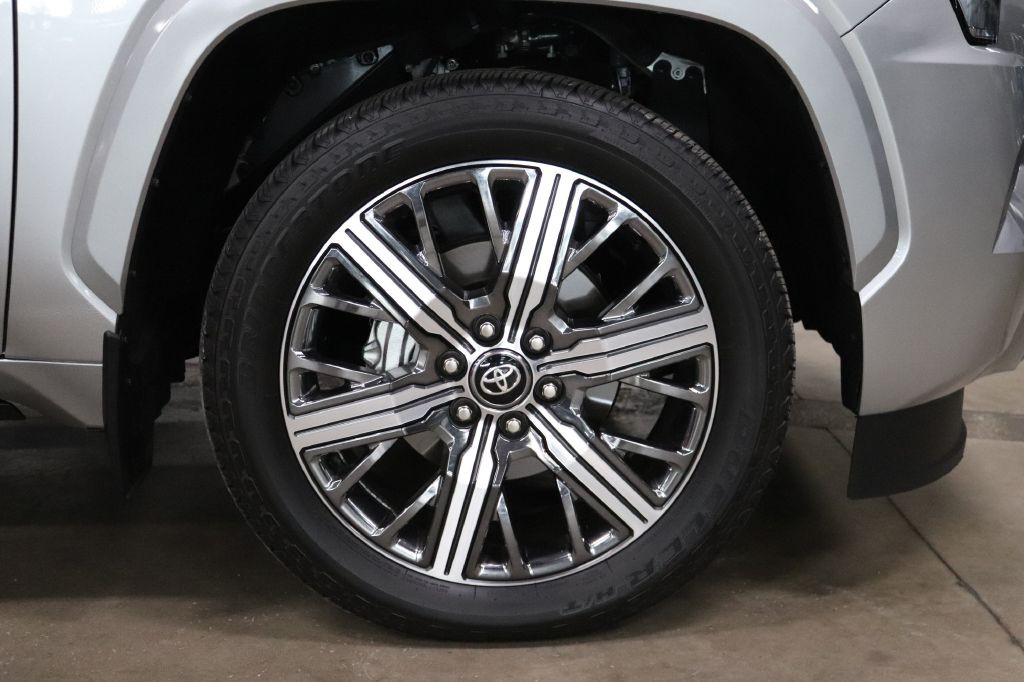 2025 Toyota Sequoia Image 41