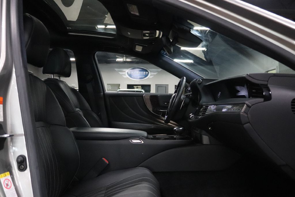 2018 Lexus LS Image 23