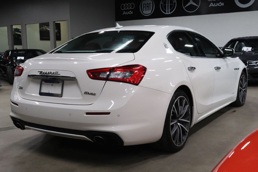2019 Maserati Ghibli Image 5