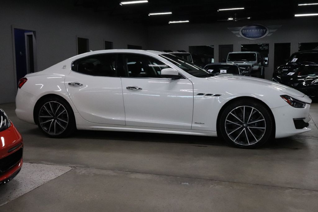 2019 Maserati Ghibli Image 6