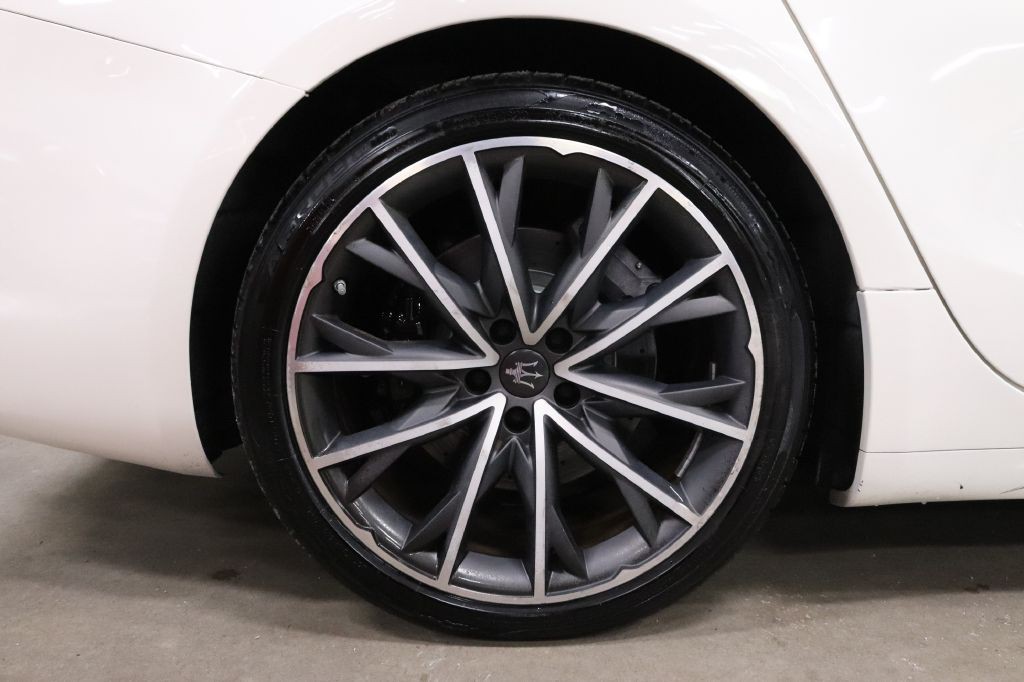 2019 Maserati Ghibli Image 34
