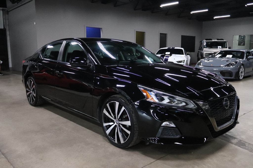 2019 Nissan Altima Image 7