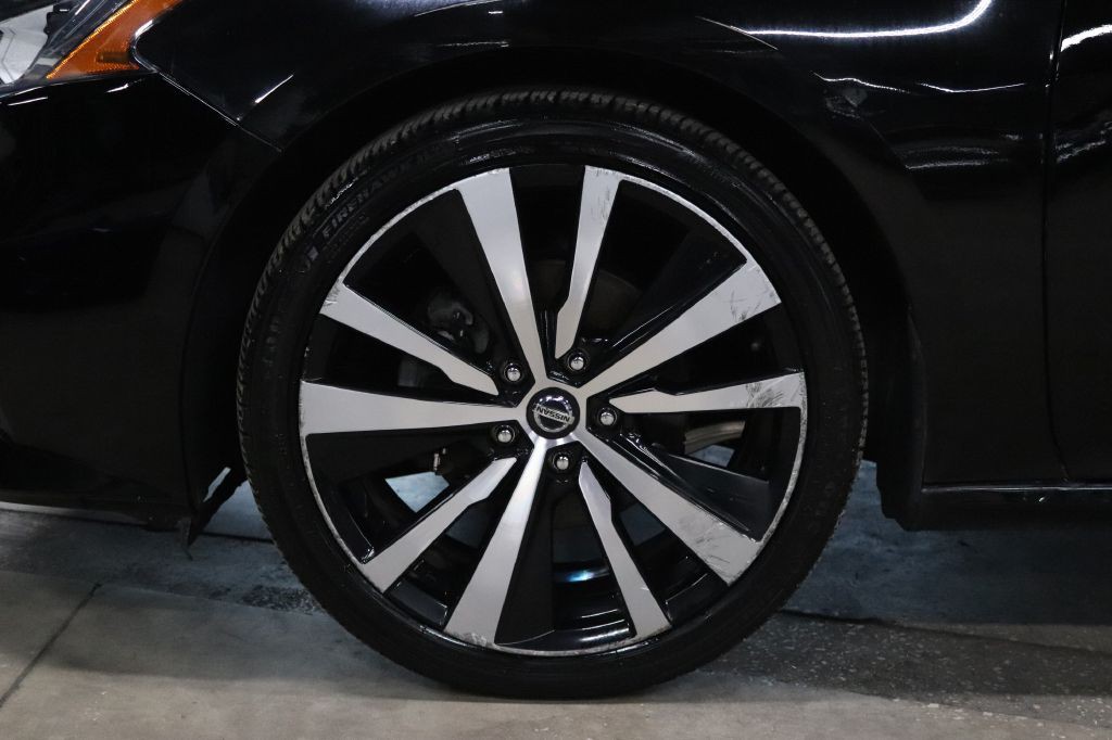 2019 Nissan Altima Image 36