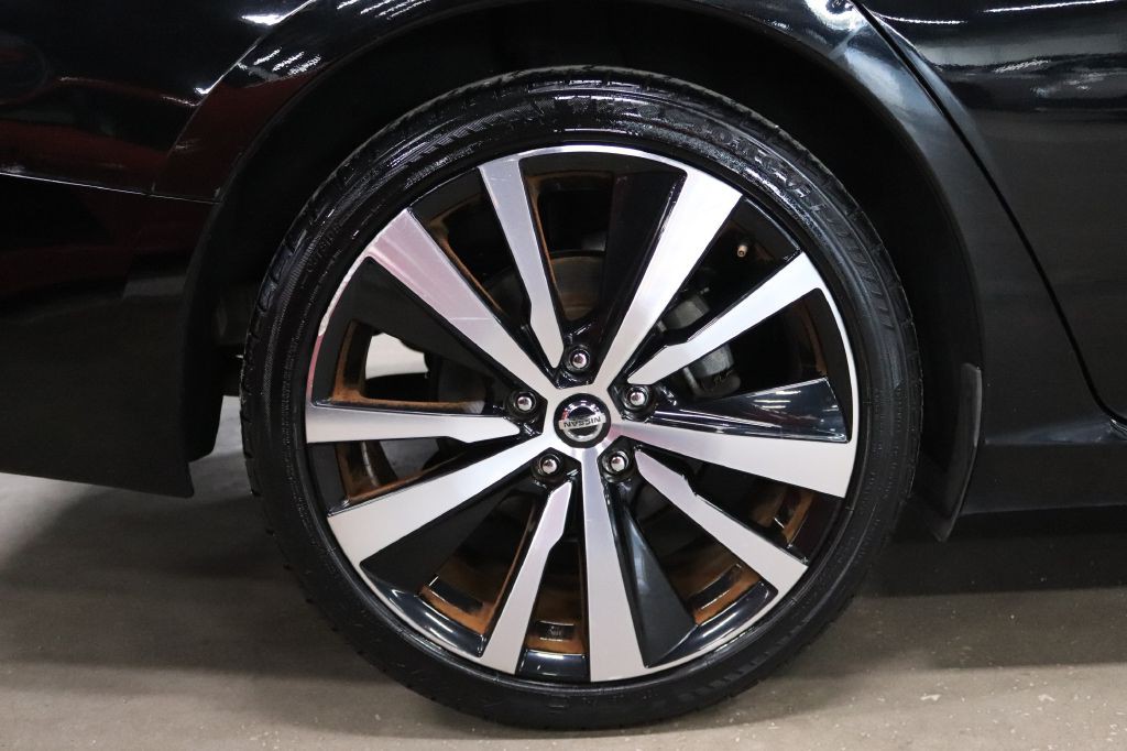 2019 Nissan Altima Image 38