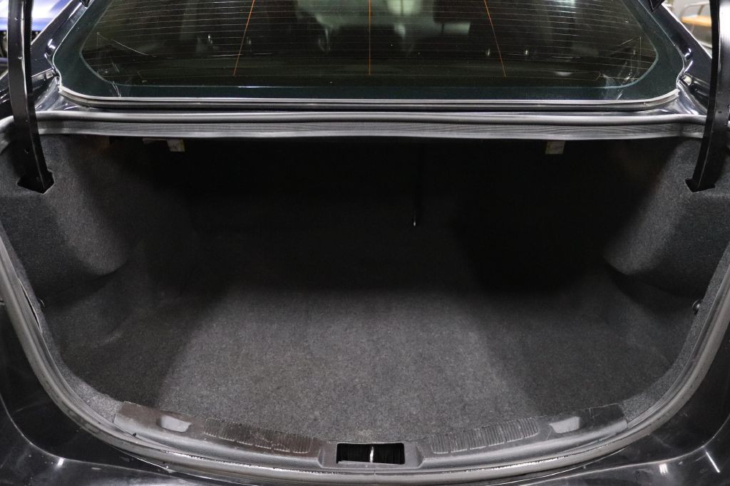 2020 Ford Fusion Image 5