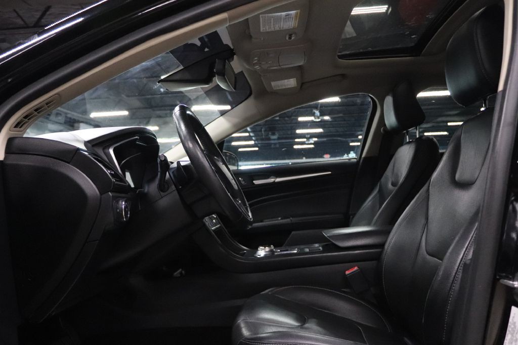2020 Ford Fusion Image 11