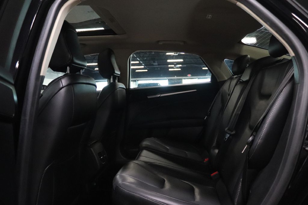 2020 Ford Fusion Image 15