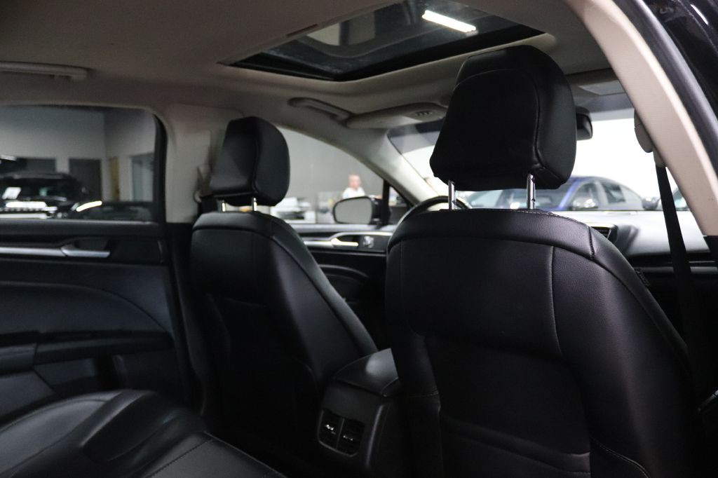2020 Ford Fusion Image 21