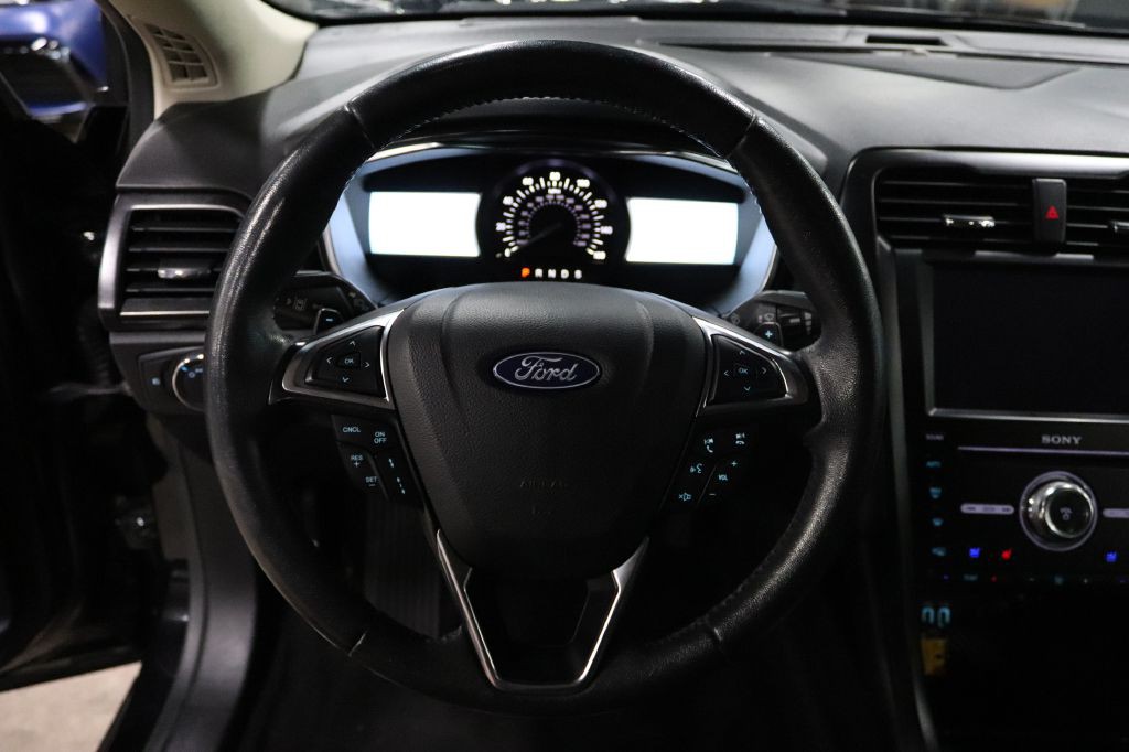 2020 Ford Fusion Image 27