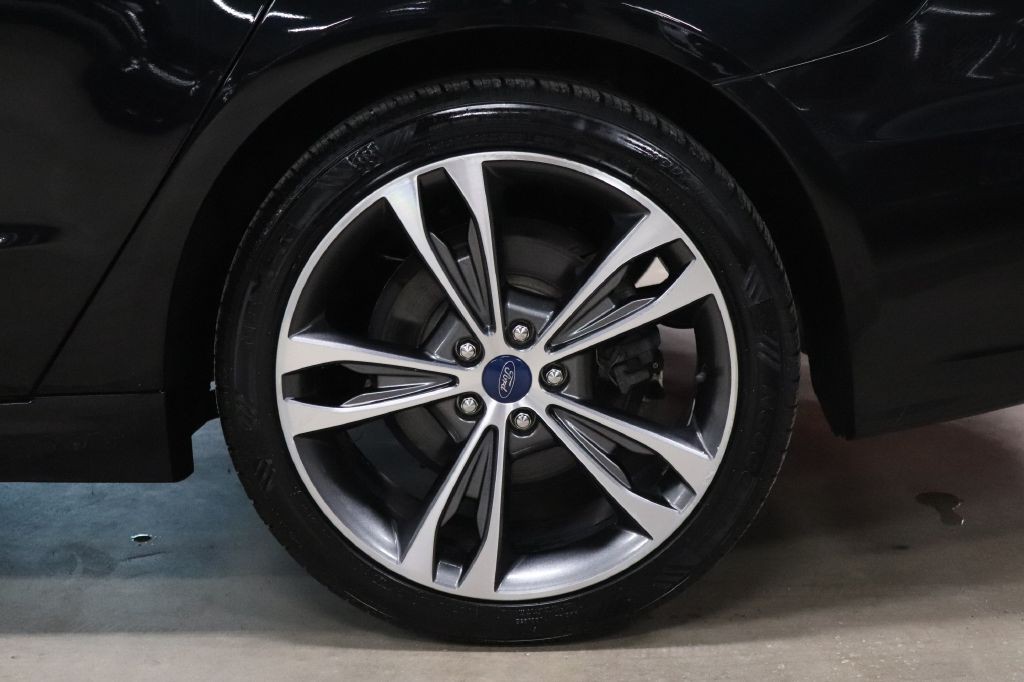 2020 Ford Fusion Image 39