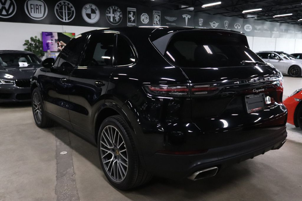 2019 Porsche Cayenne Image 3