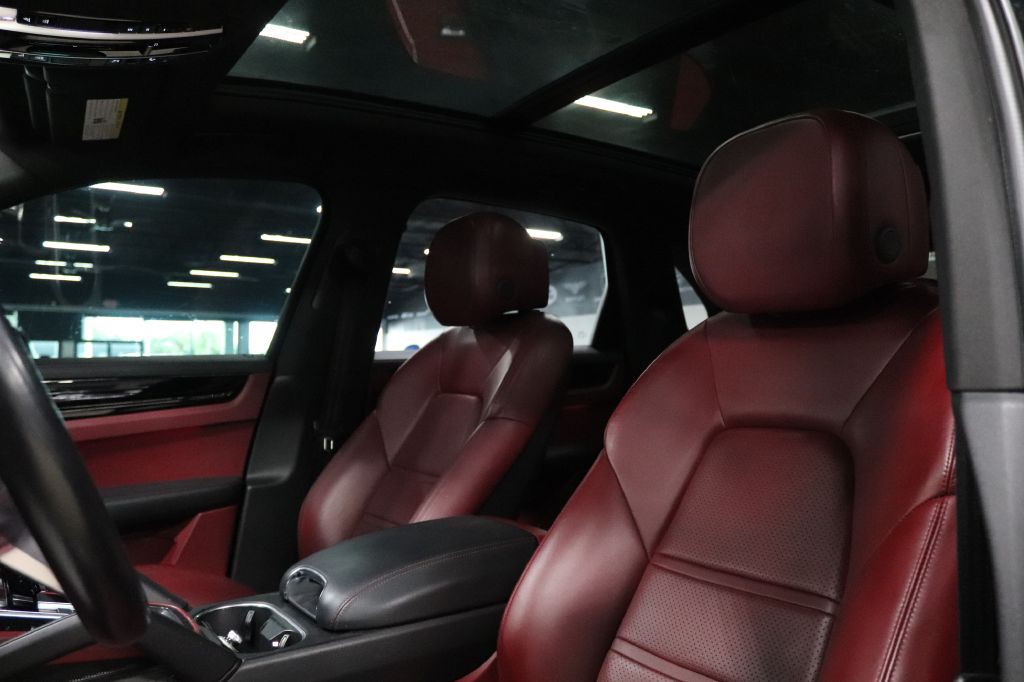 2019 Porsche Cayenne Image 11