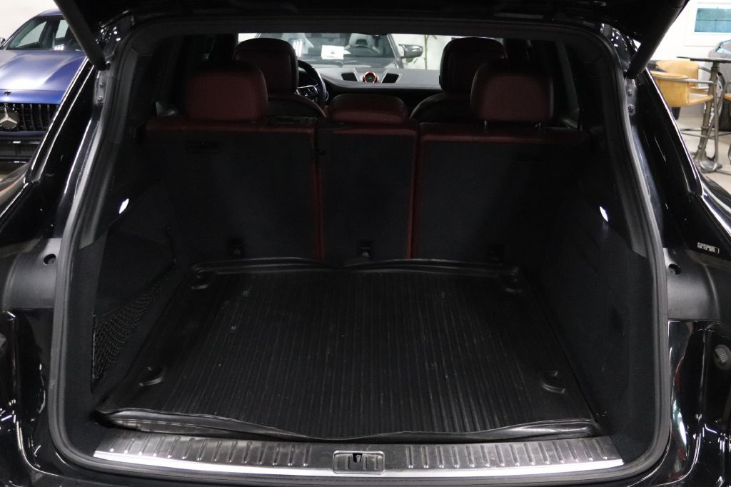2019 Porsche Cayenne Image 17