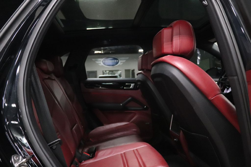2019 Porsche Cayenne Image 19