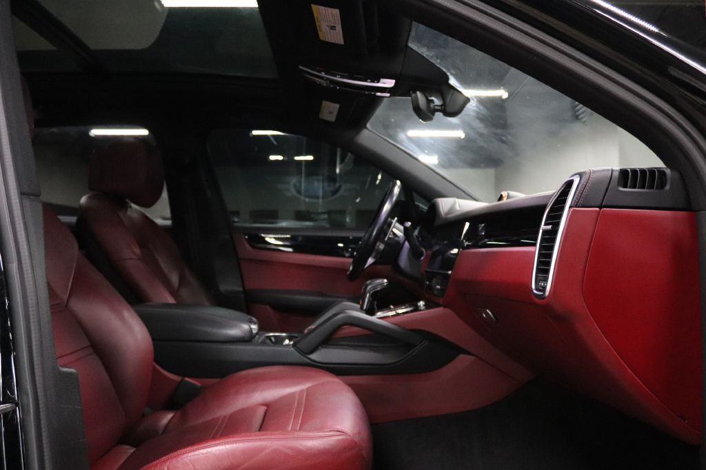 2019 Porsche Cayenne Image 23