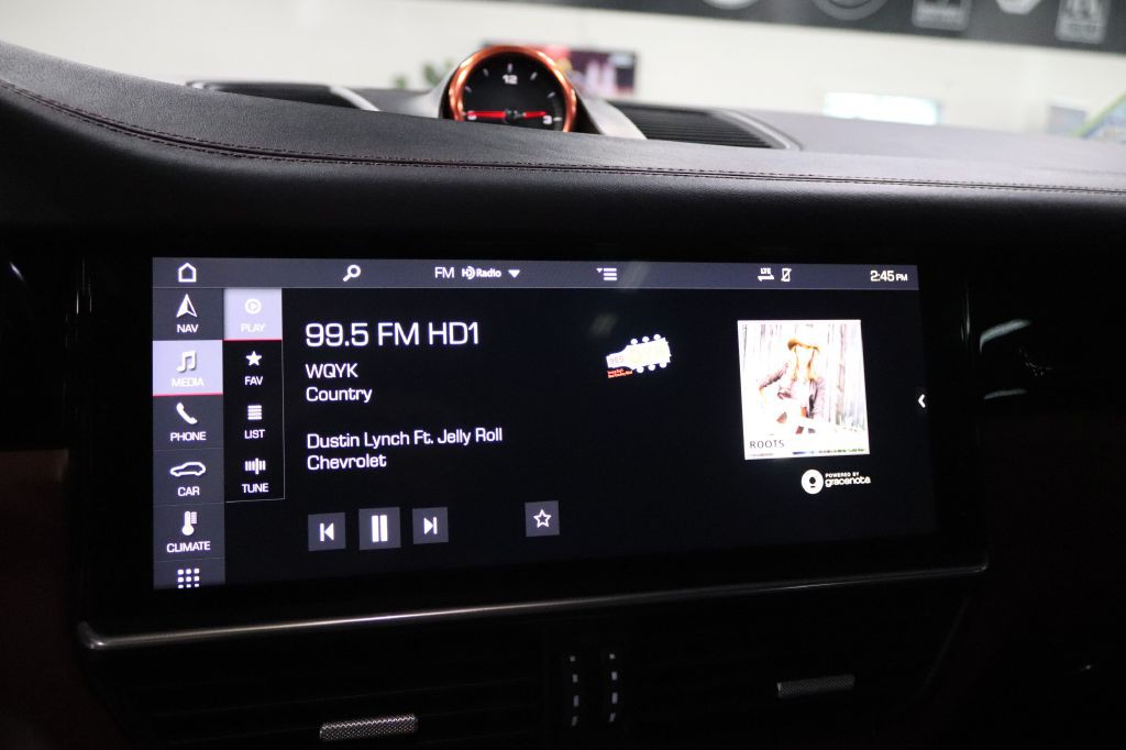 2019 Porsche Cayenne Image 32