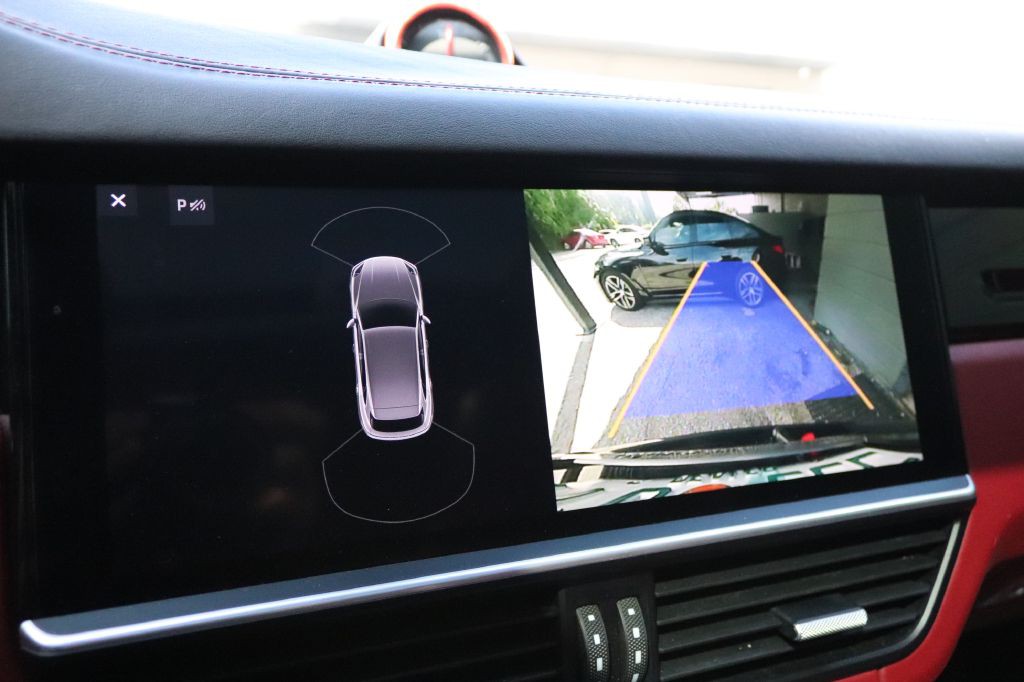 2019 Porsche Cayenne Image 33