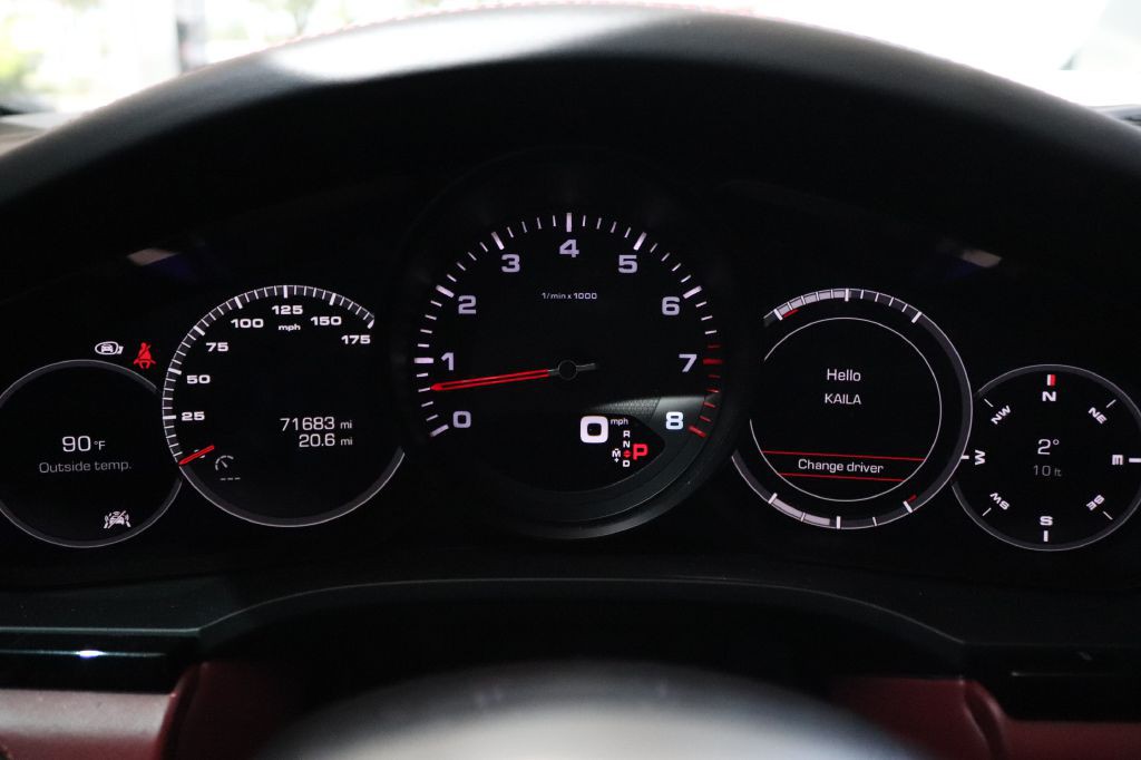 2019 Porsche Cayenne Image 34