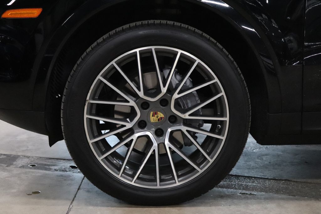 2019 Porsche Cayenne Image 36