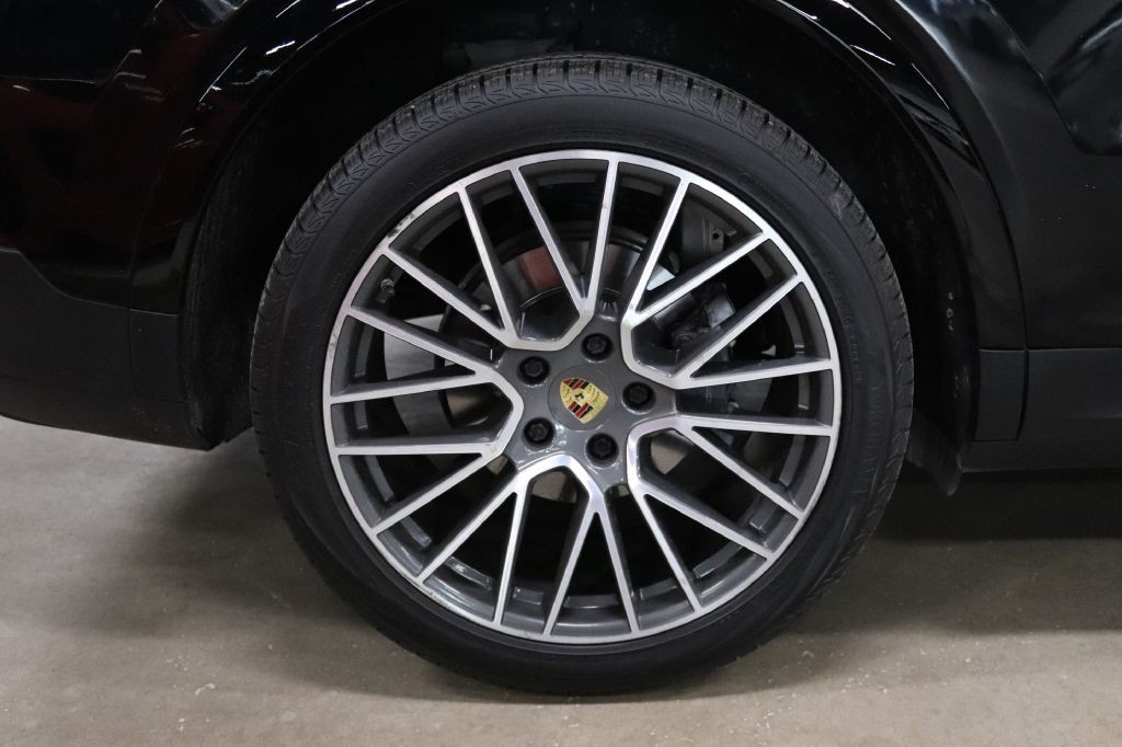 2019 Porsche Cayenne Image 38
