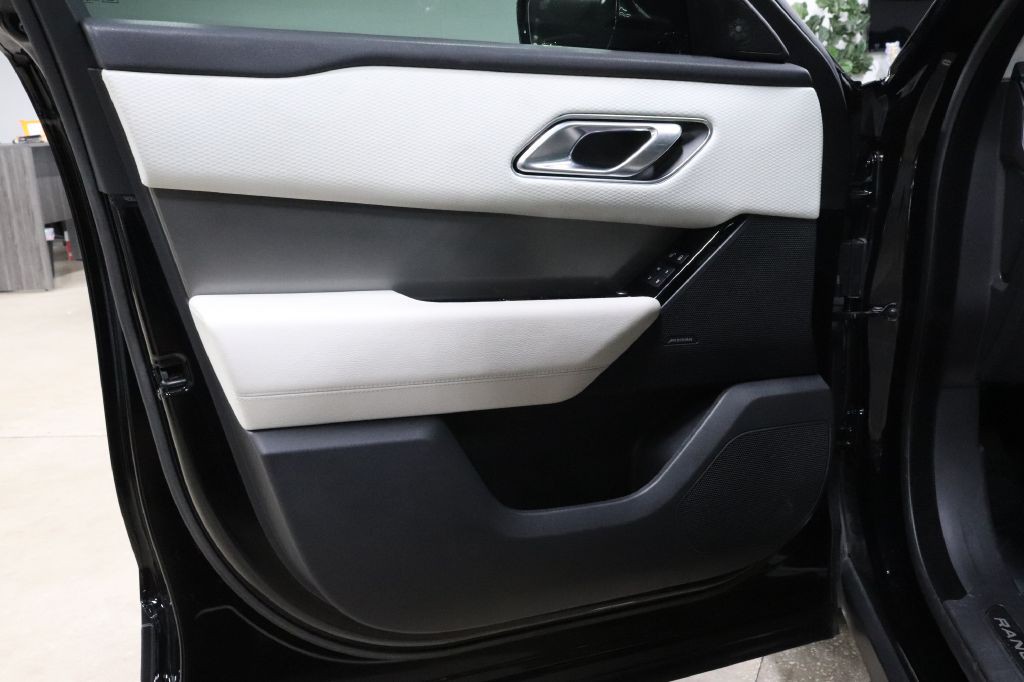 2019 Land Rover Range Rover Image 9