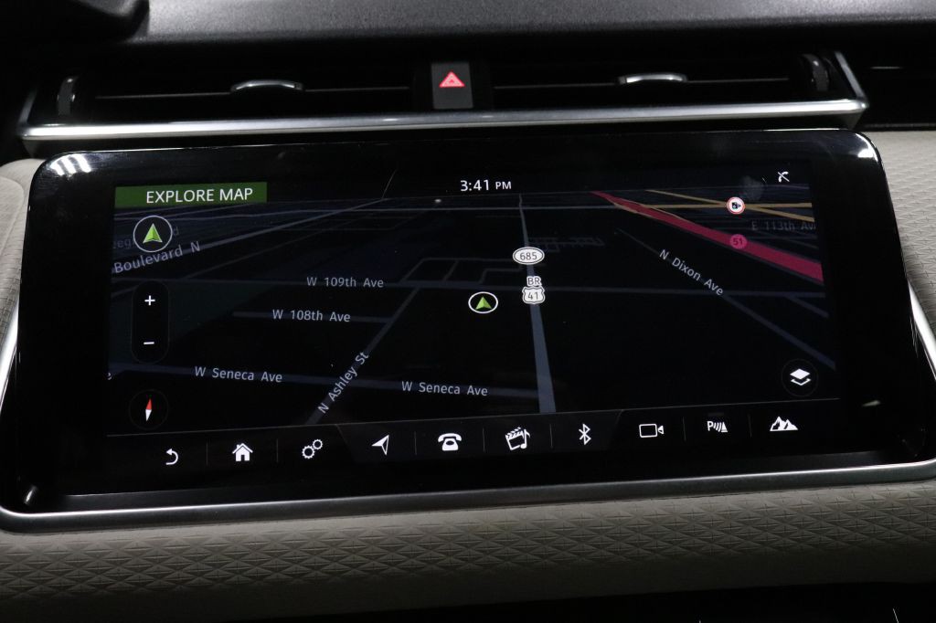 2019 Land Rover Range Rover Image 17