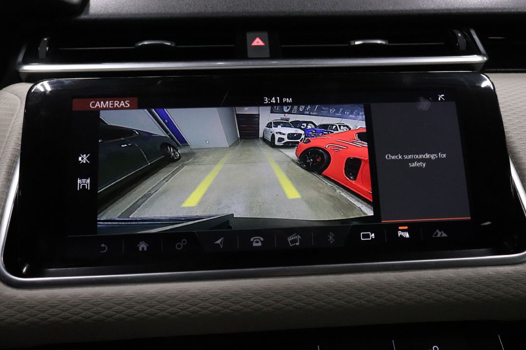 2019 Land Rover Range Rover Image 18