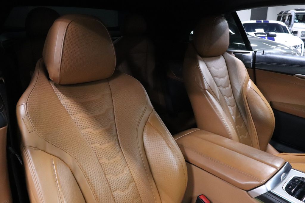 2019 BMW 8 Series Image 32
