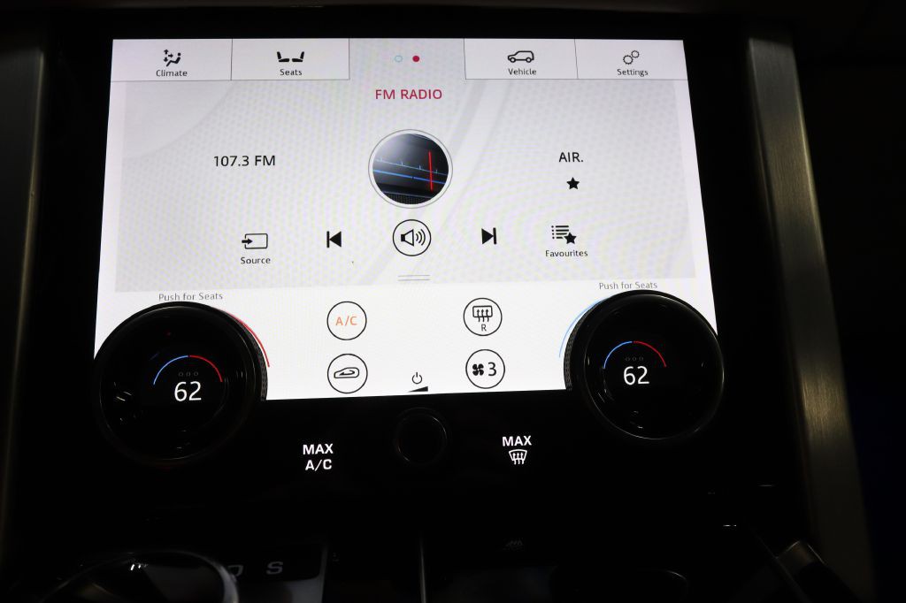 2020 Land Rover Range Rover Image 15