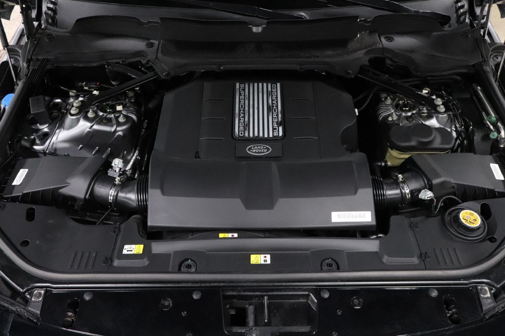 2020 Land Rover Range Rover Image 35