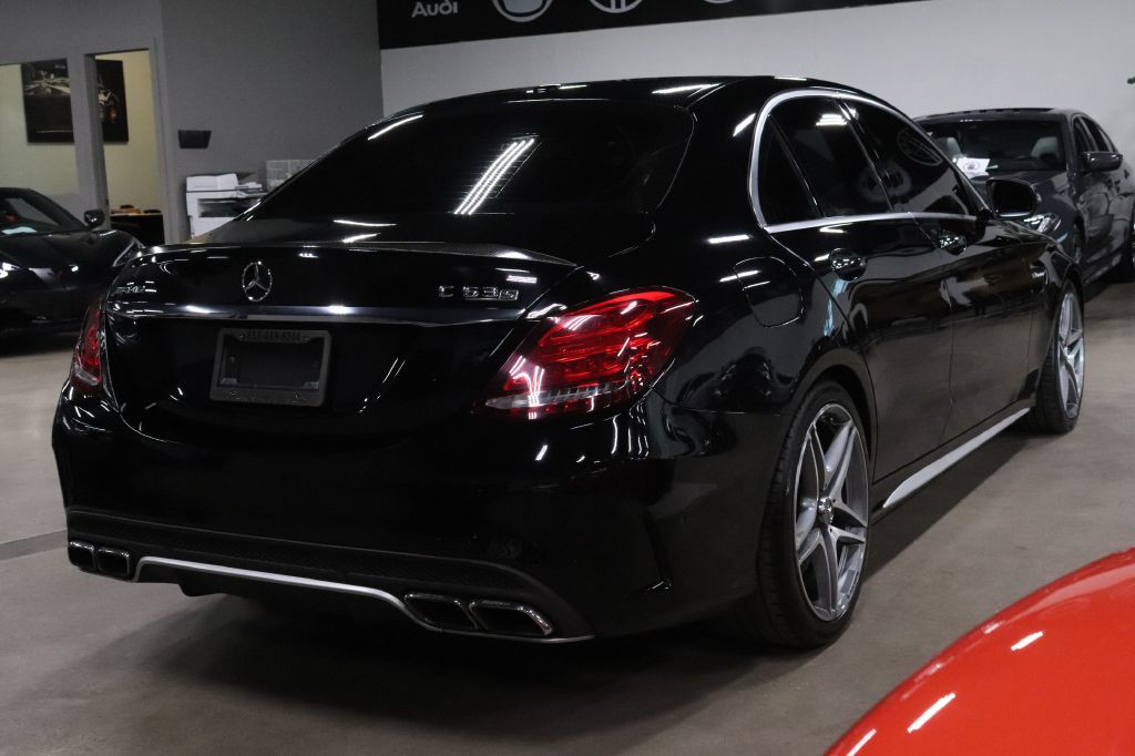2016 Mercedes-Benz C-Class Image 5