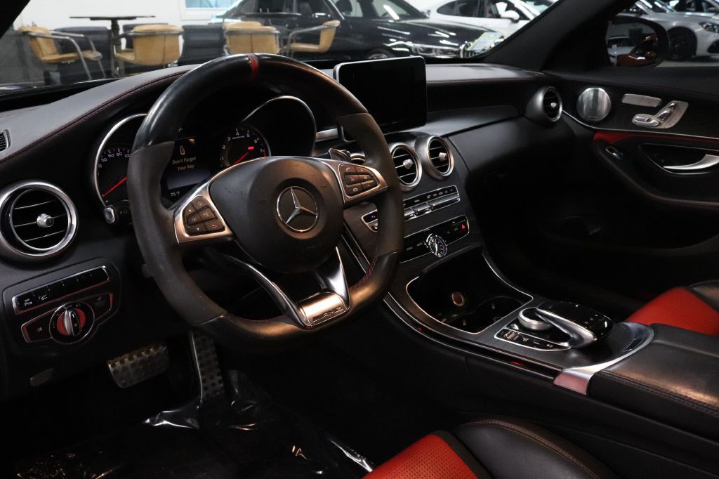 2016 Mercedes-Benz C-Class Image 10