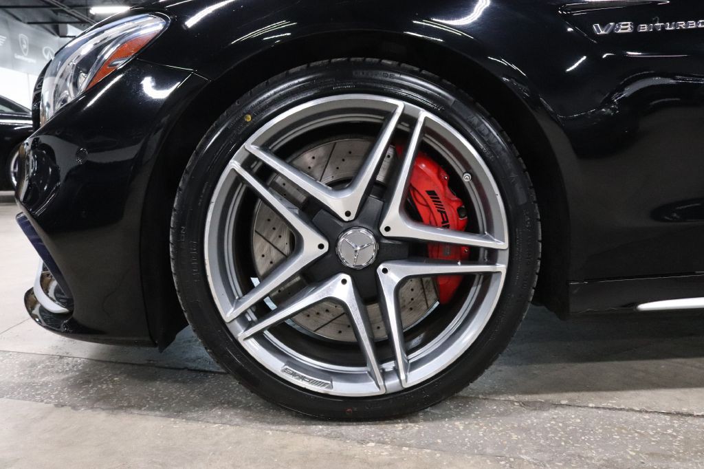 2016 Mercedes-Benz C-Class Image 33