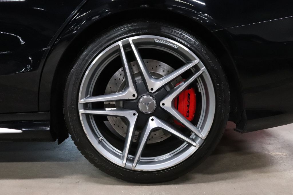 2016 Mercedes-Benz C-Class Image 34