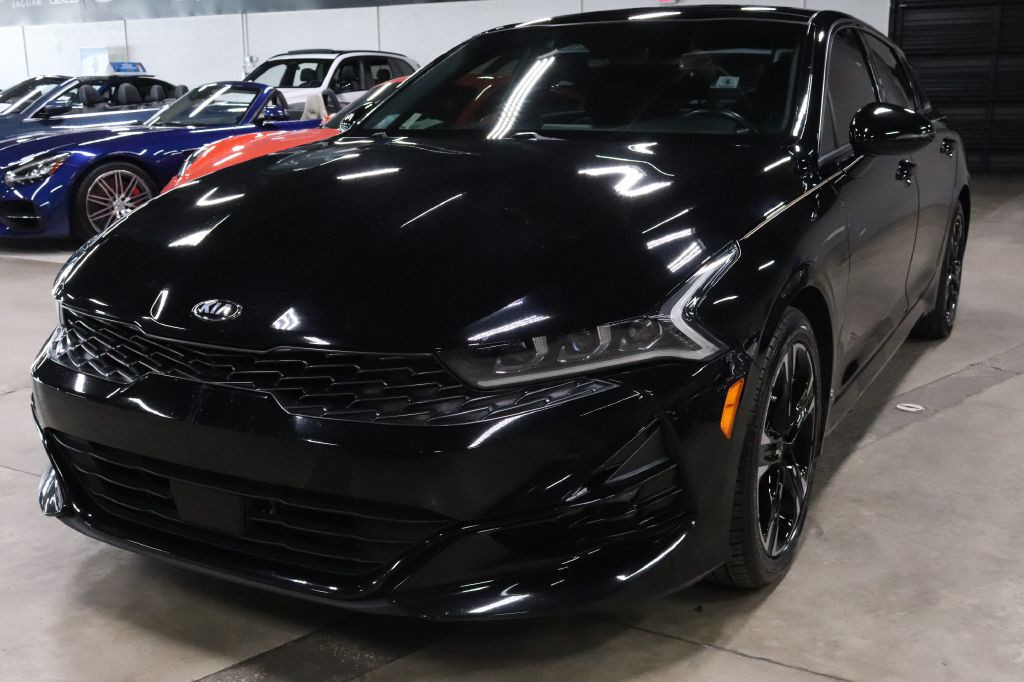 2021 Kia K5 Image 1