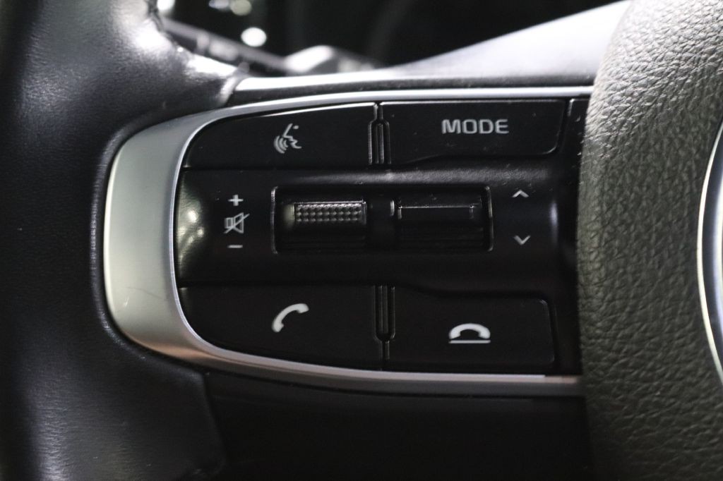 2021 Kia K5 Image 12