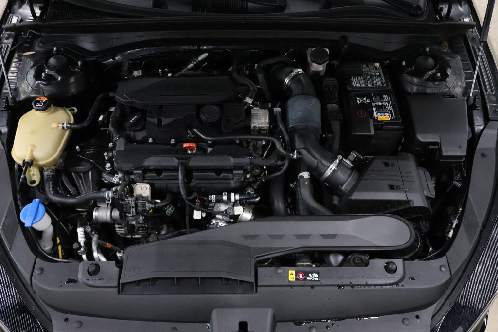 2021 Kia K5 Image 32
