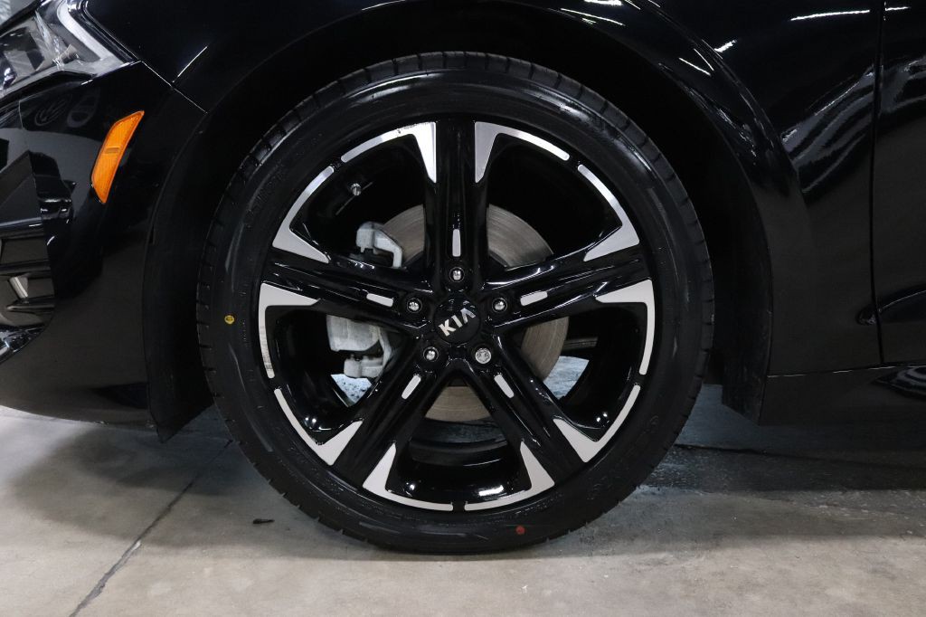 2021 Kia K5 Image 33