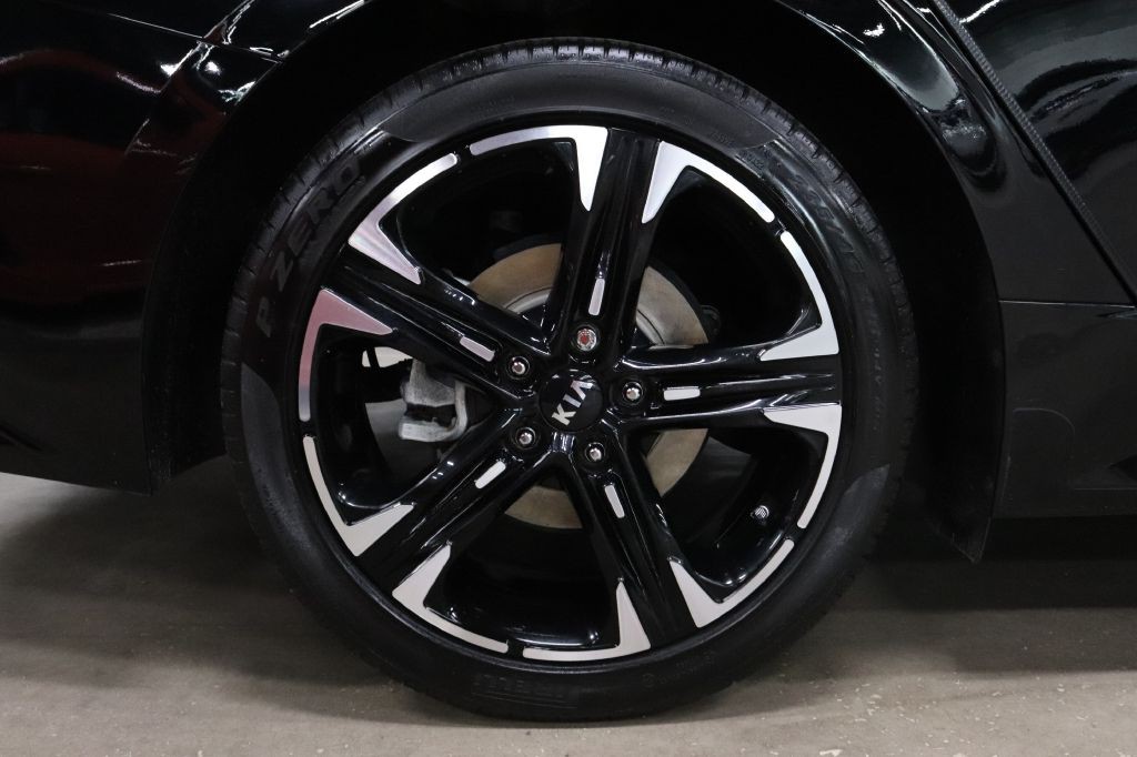 2021 Kia K5 Image 35