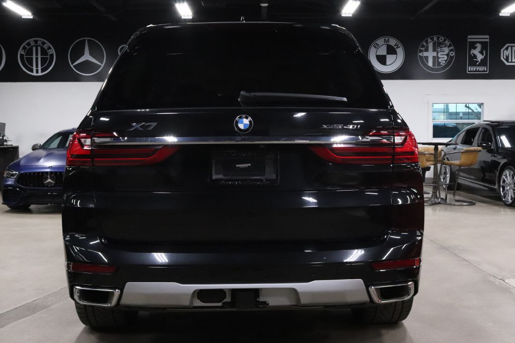 2022 BMW X7 Image 4