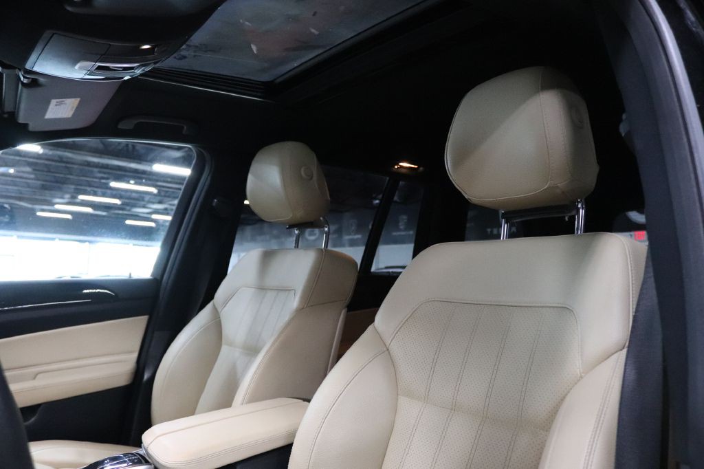 2017 Mercedes-Benz GLS-Class Image 12