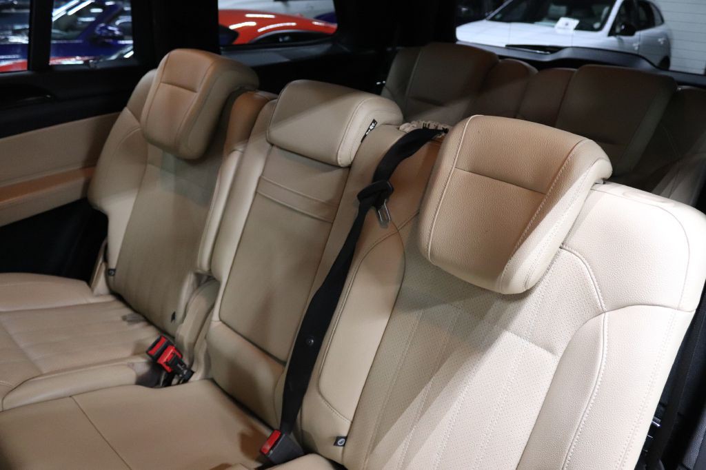 2017 Mercedes-Benz GLS-Class Image 16