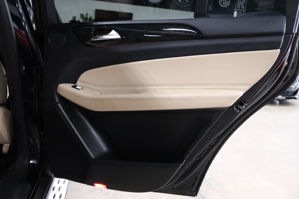 2017 Mercedes-Benz GLS-Class Image 19