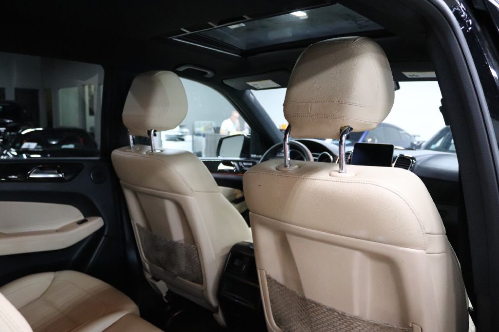 2017 Mercedes-Benz GLS-Class Image 22