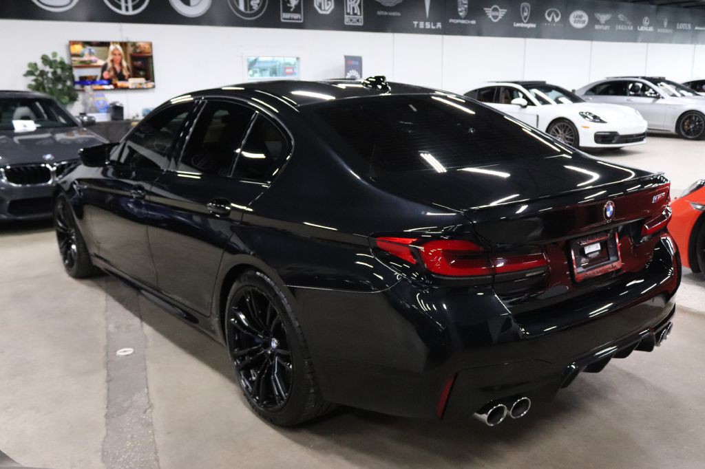 2021 BMW M5 Image 3