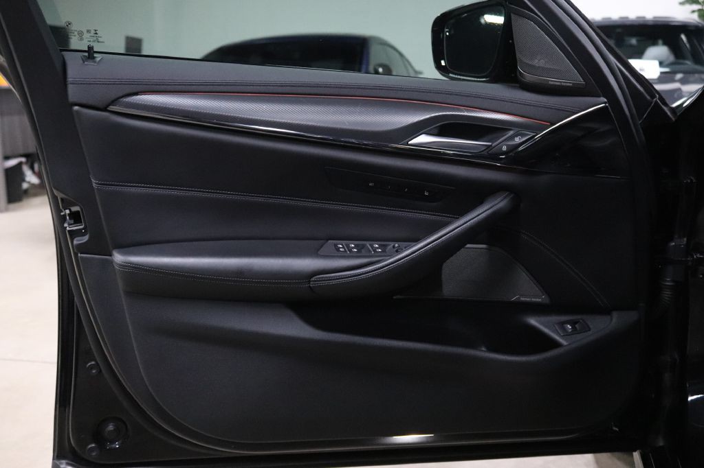 2021 BMW M5 Image 9
