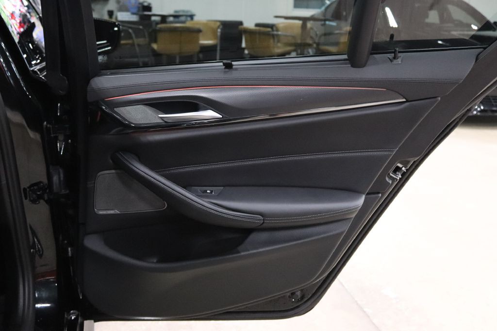 2021 BMW M5 Image 18