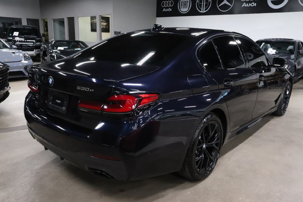 2021 BMW 5 Series Image 6