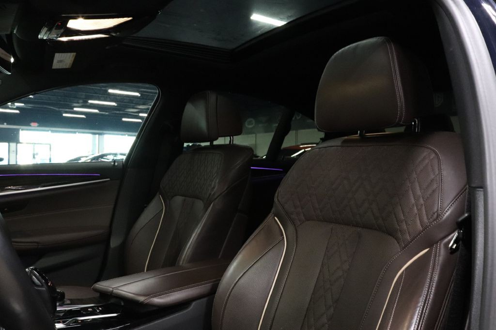 2021 BMW 5 Series Image 12