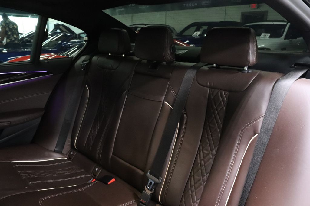 2021 BMW 5 Series Image 16